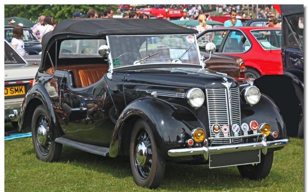 Austin Eight Tourer frontc-min