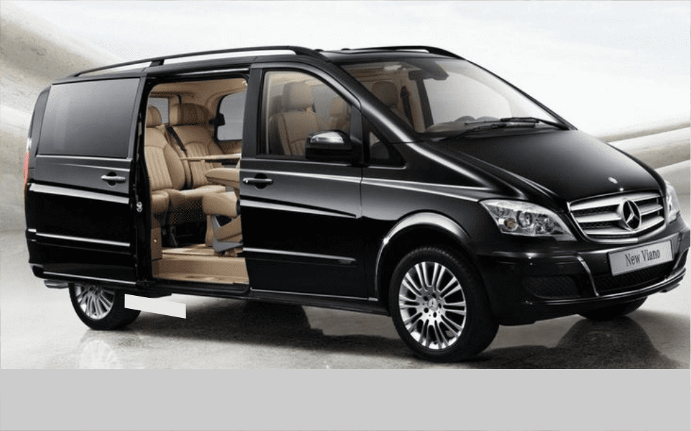 Mercedes Viano for rent in Mumbai