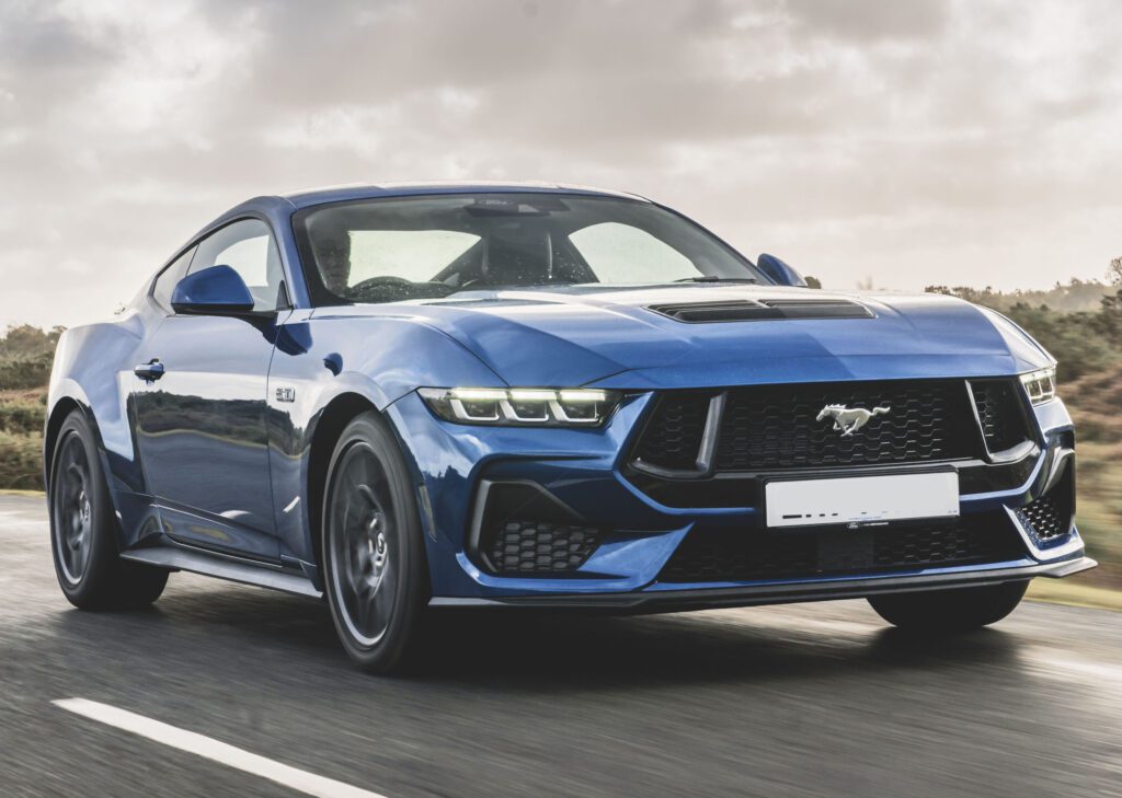 Ford Mustang rent in mumbai