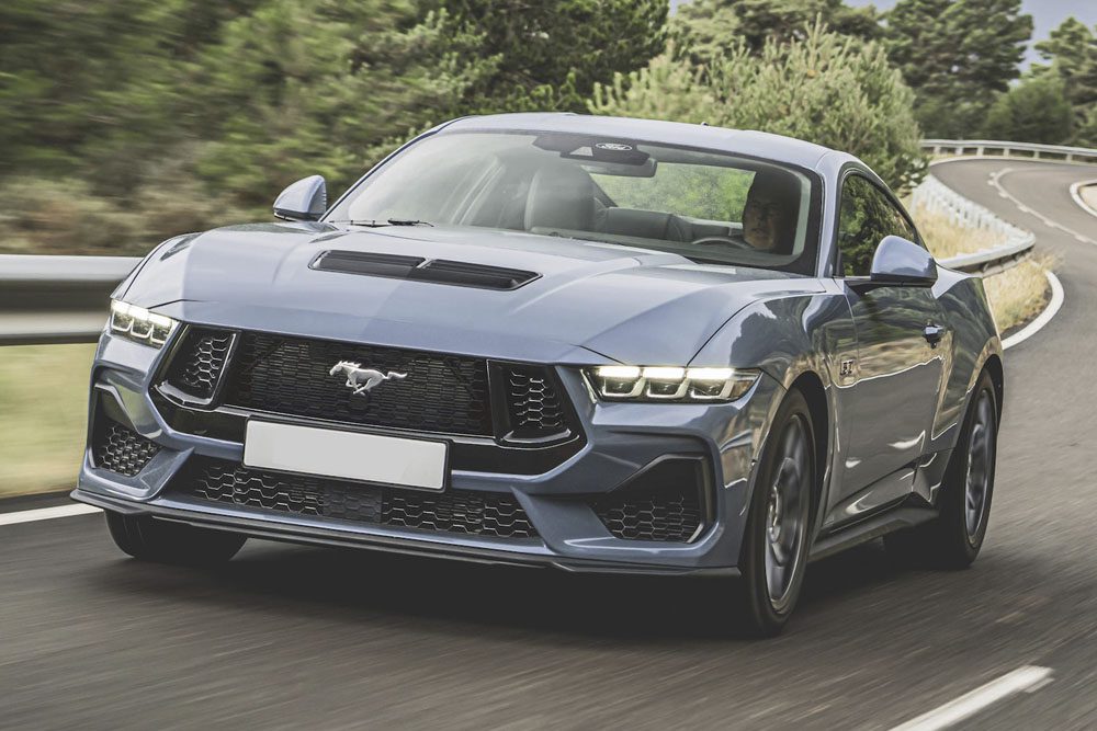 ford-mustang luxury car