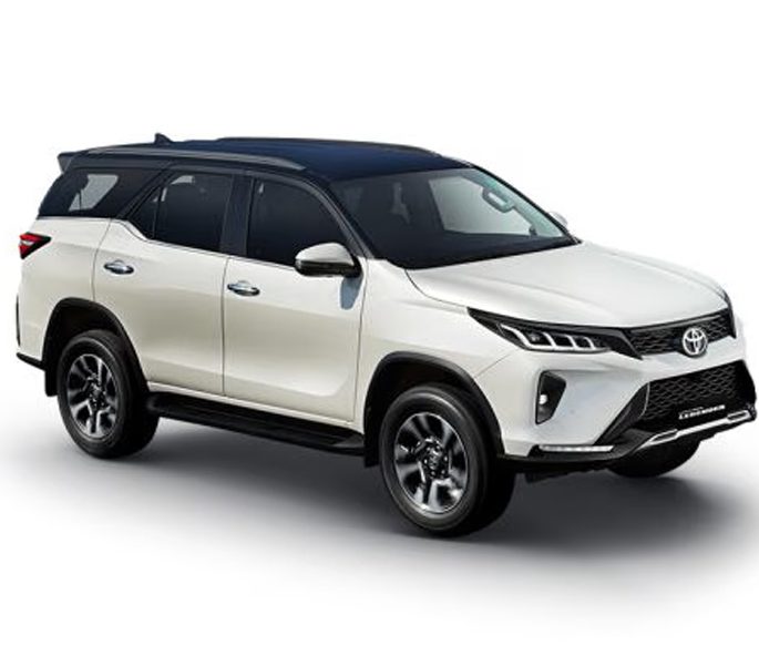 Toyota Fortuner Legender available for rent in Mumbai with chauffeur